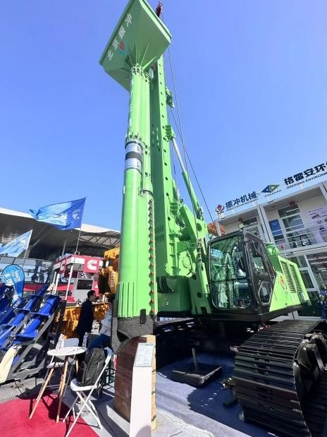 176kW Power Pack Hydraulic Vibroflot thích nghi với tần số lớp đất để chống hóa lỏng