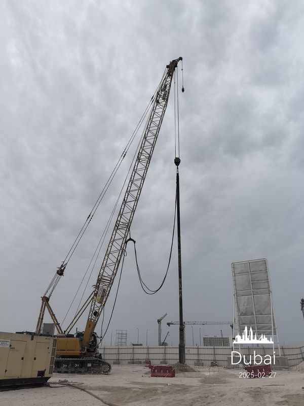 Đóng cọc rung nén để có Biên độ rung cọc vượt trội từ 14-28 mm và Loại nguồn điện