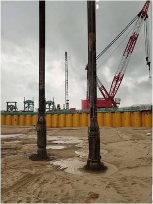 208 Lpm Mức dầu Vibroflot thủy lực Tần số rung có thể điều chỉnh Để cải thiện điều trị nền tảng